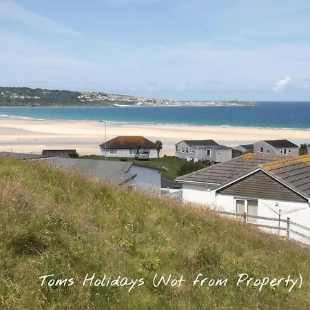 Holiday home D06 Heloan D6, Riviere Towans *