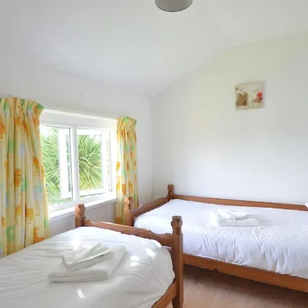 D06 Heloan D6, Riviere Towans Holiday home